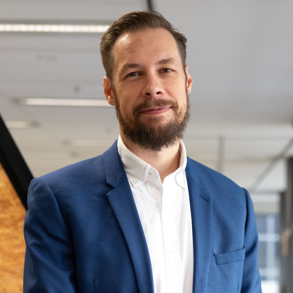 SGS Economics and Planning Julian SZAFRANIEC Colour Square