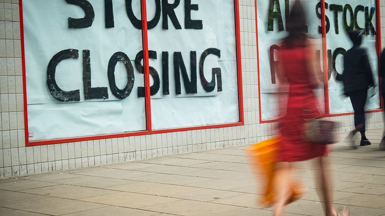 SGS Economics and Planning closing retail centres article image